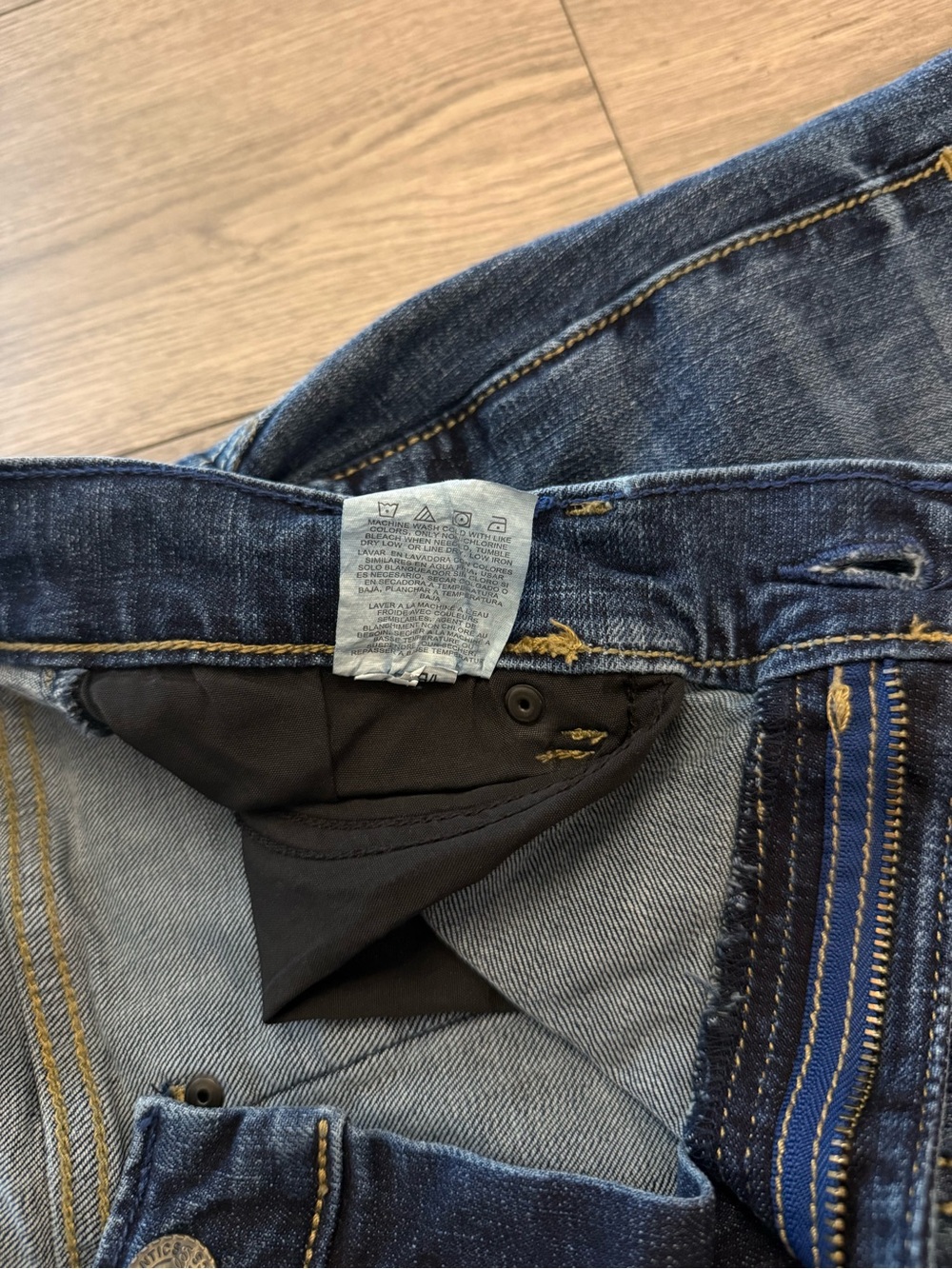 Wrangler Retro Slim Boot Cowboy Dark Wash 10WLT77LY Men Size: 30x36 Denim Jeans - Picture 9 of 11